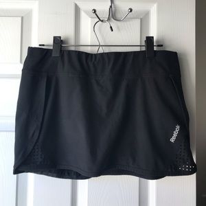Reebok Play Dry Black Tennis Skirt Workout Short